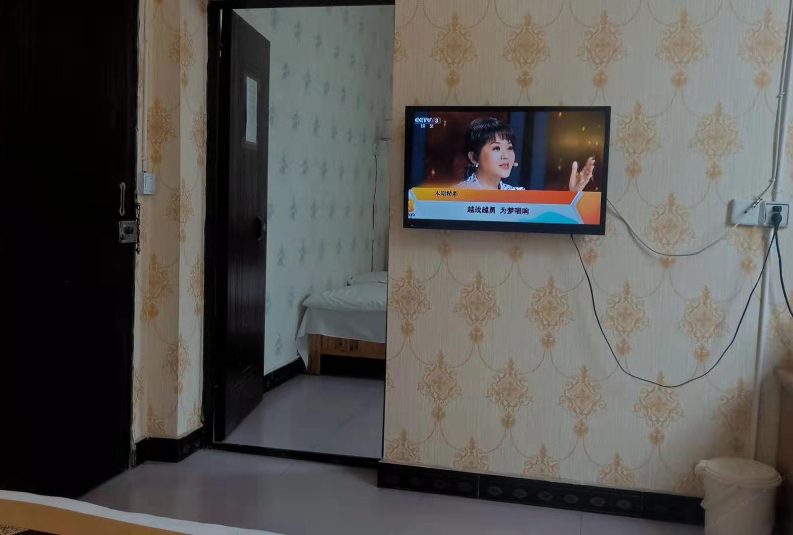 梦雅三人标准套间