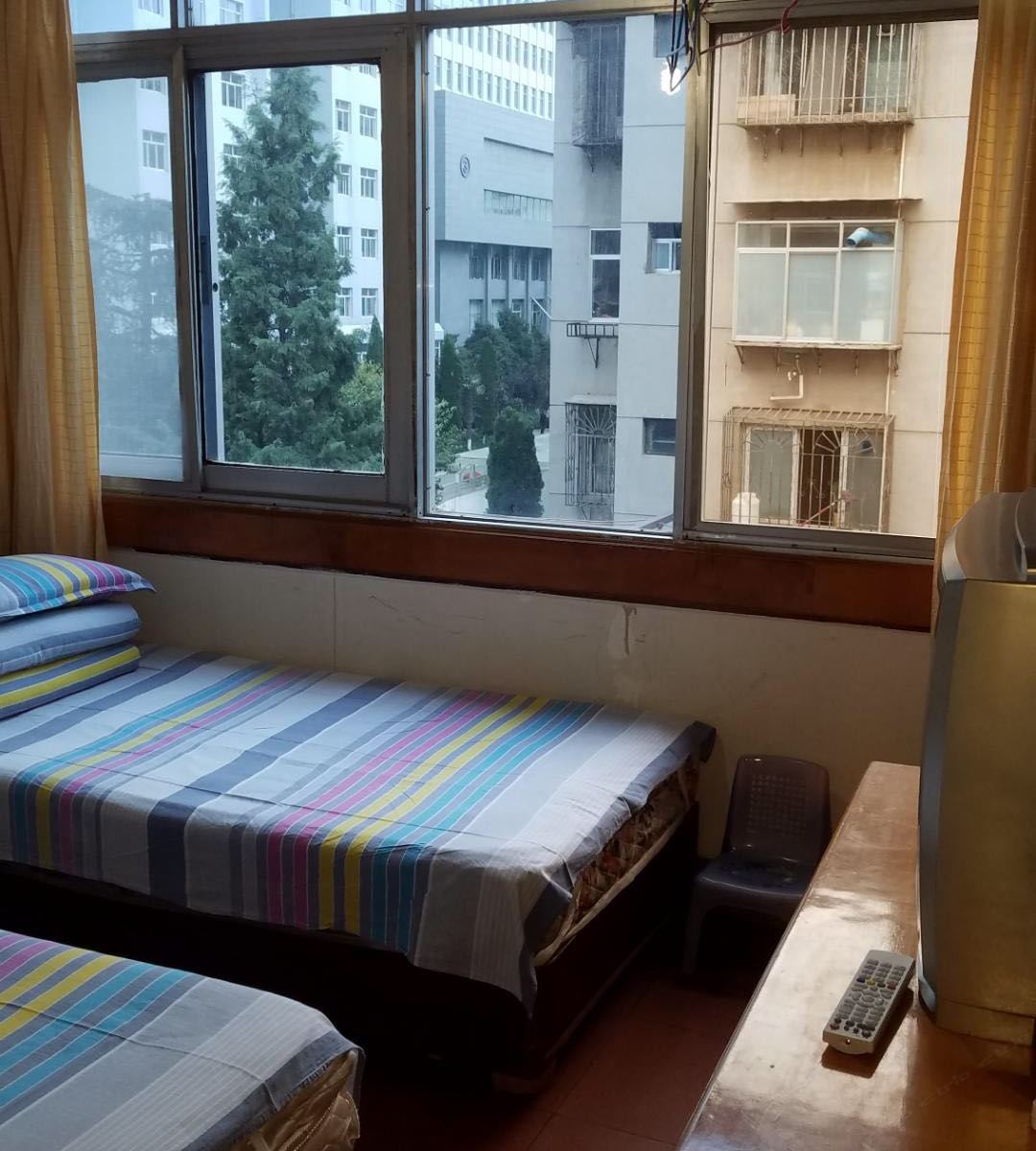 普通双人间