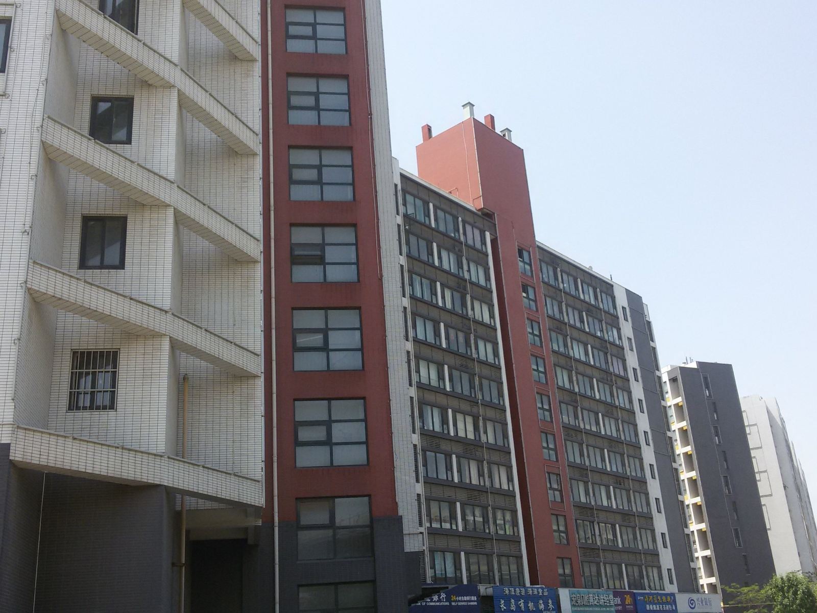月亮谷连锁公寓(济南金凤苑店)