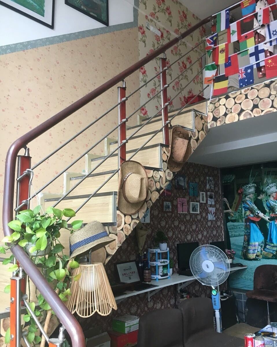 女生观景舱