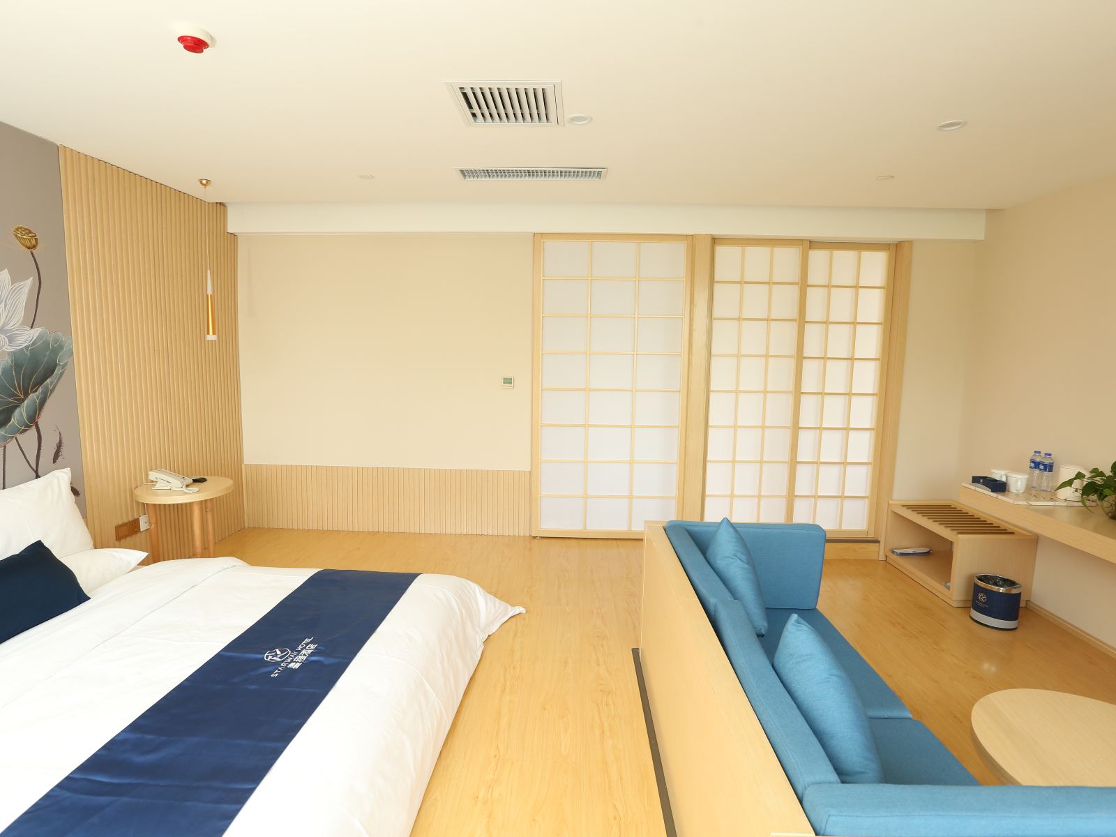 日式房