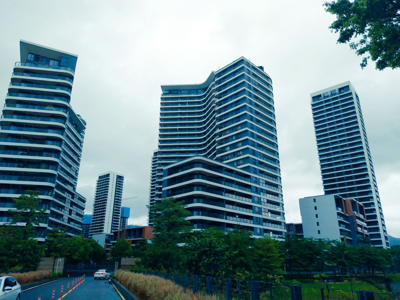 再寓起公寓(惠州小径湾店)