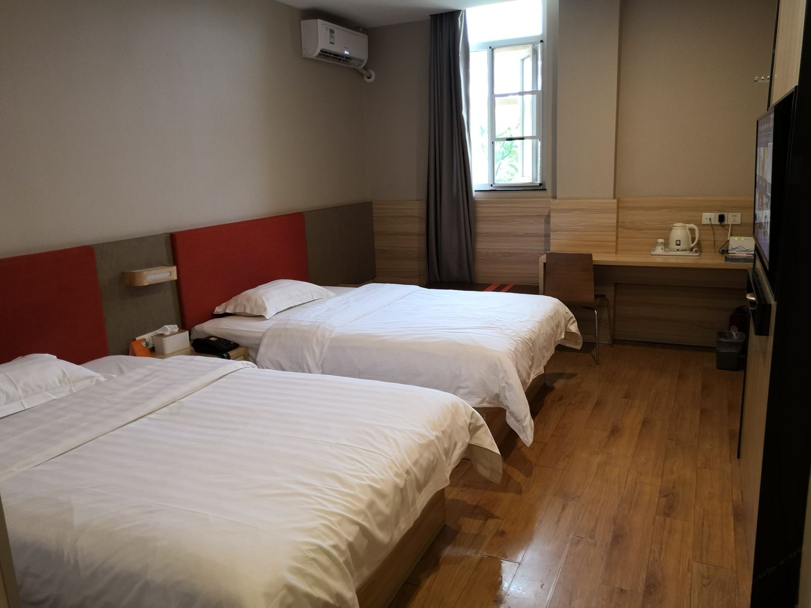 精选双床房