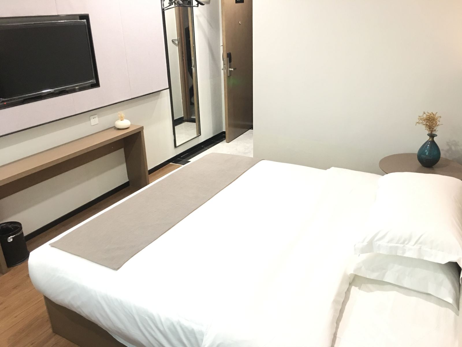 标准大床房