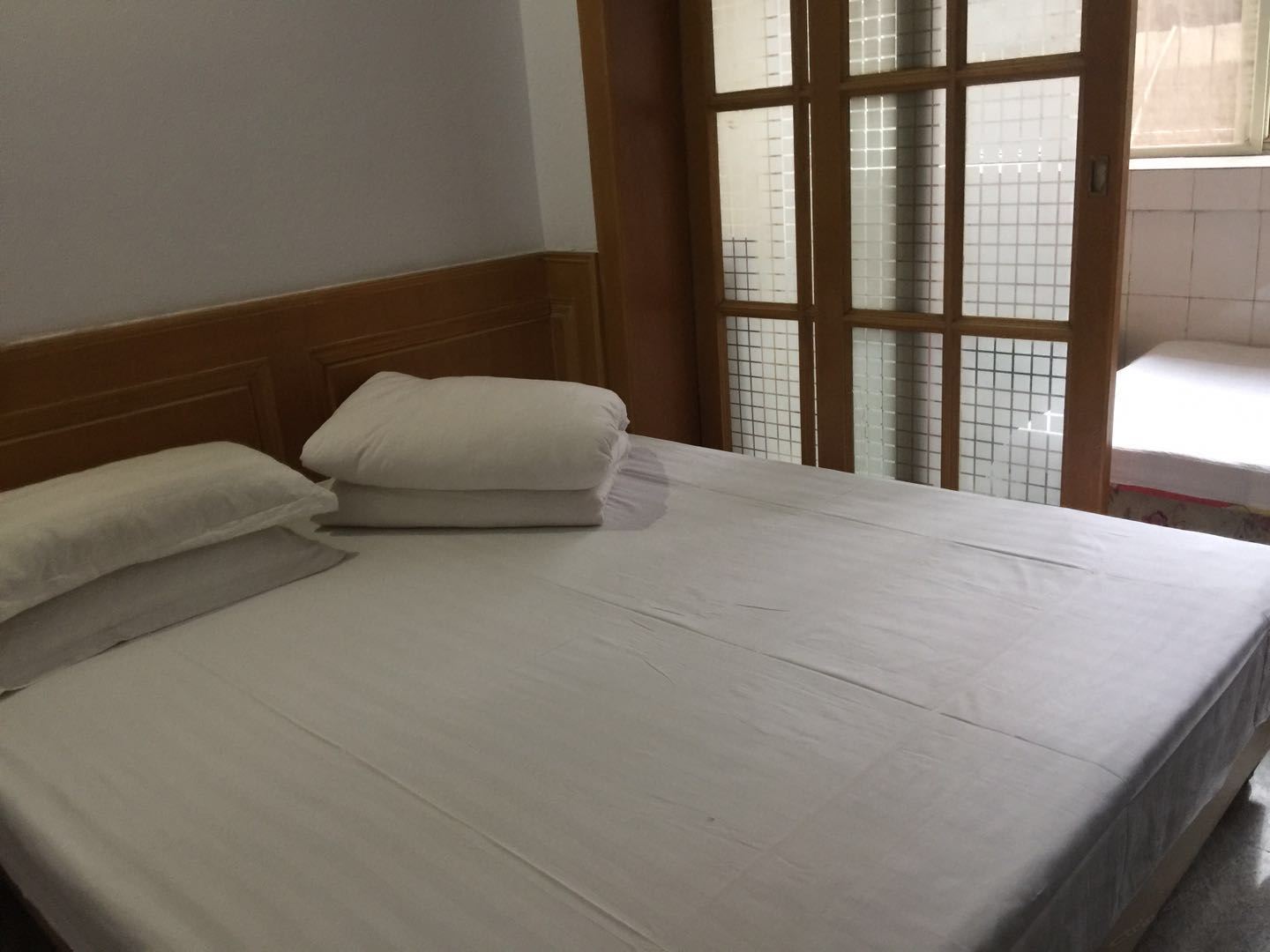 三人间(公共卫浴)