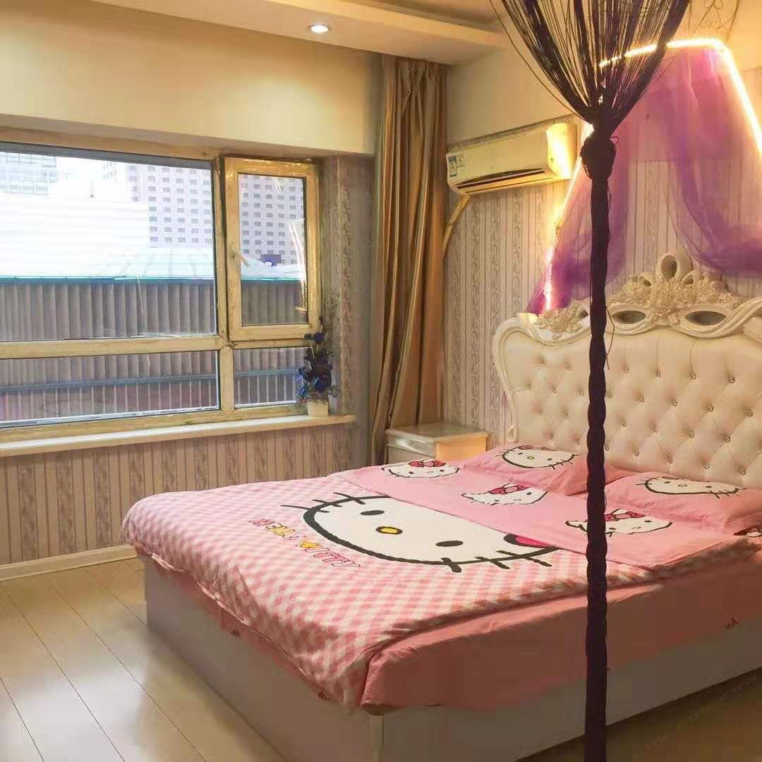 豪华大床房