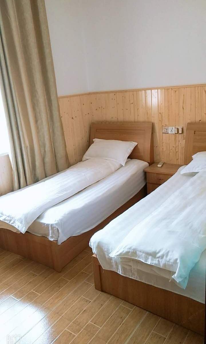 双人间