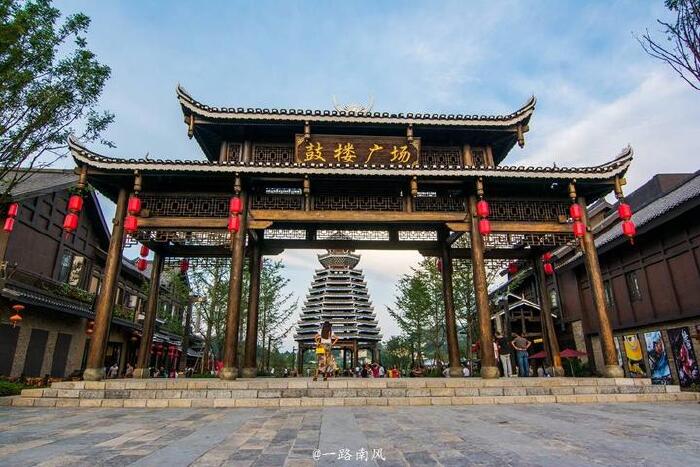 多彩贵州‖云上丹寨,迷人的万达小镇