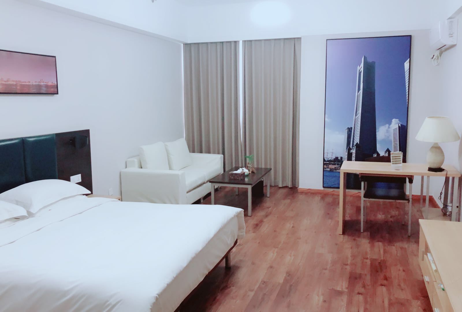 尊贵大床间