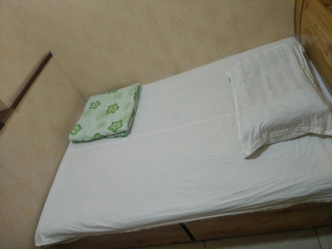 普通单人间