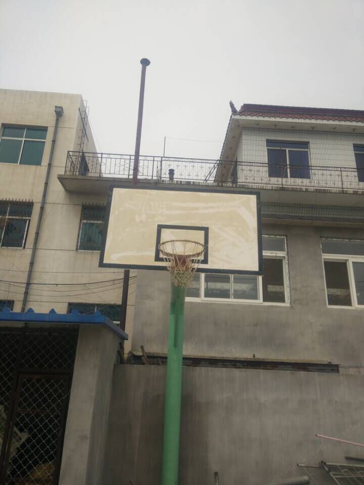 健身娱乐设施