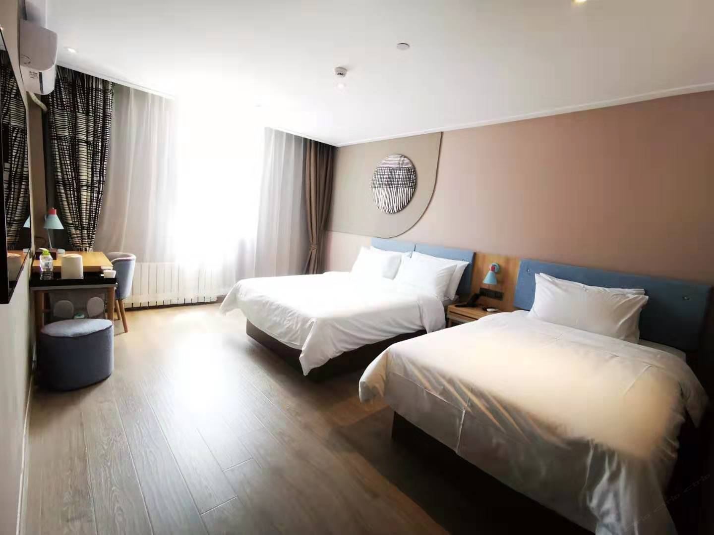 全新家庭房
