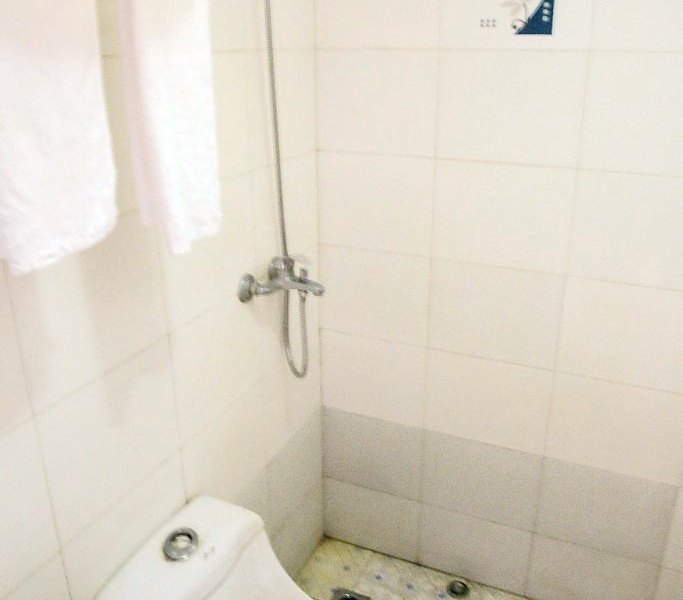 hotelPic