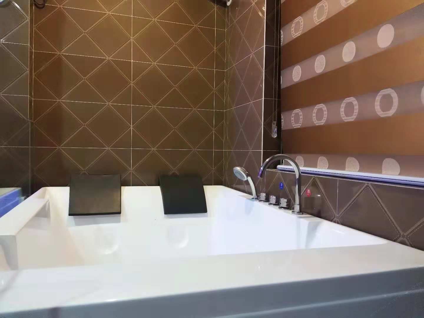 豪华主题房