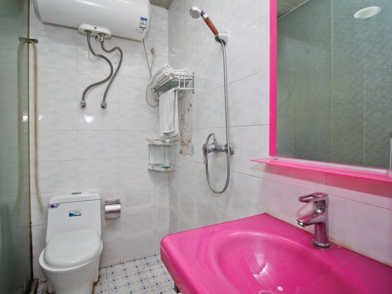 hotelPic