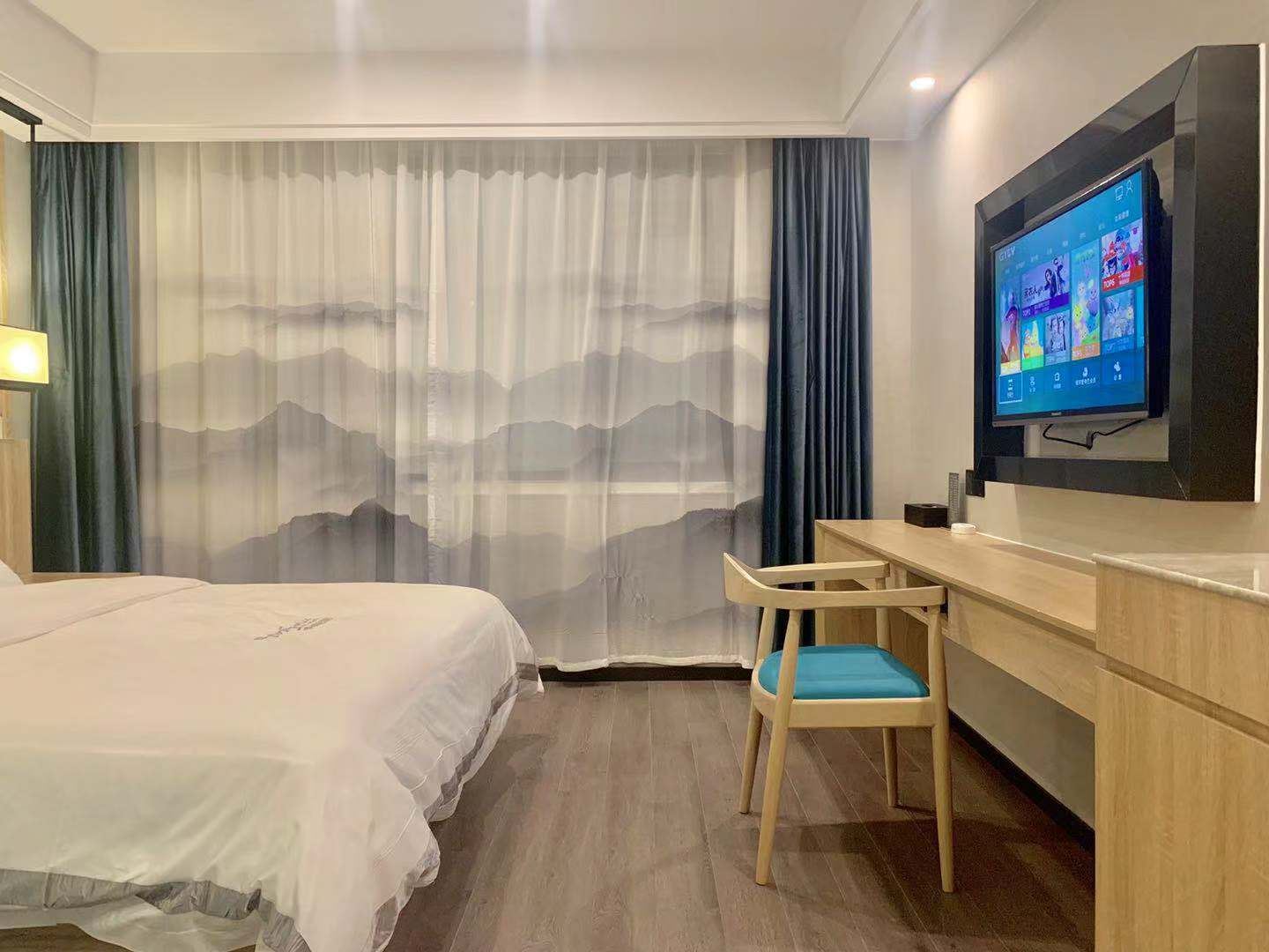 温馨大床房(无窗)