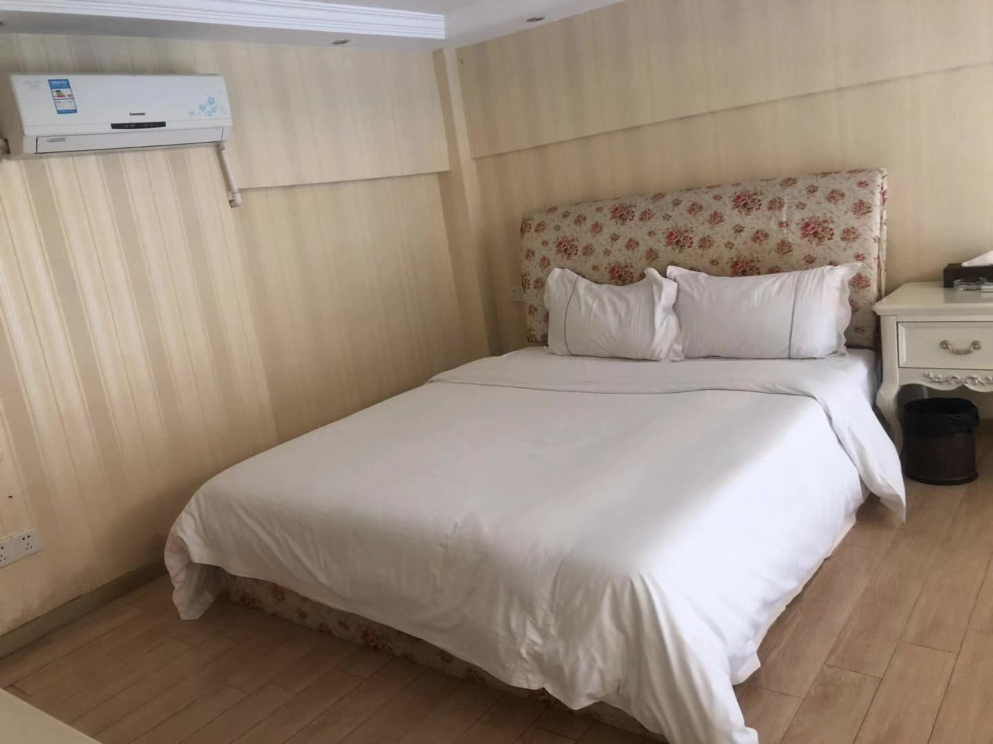 特价大床房
