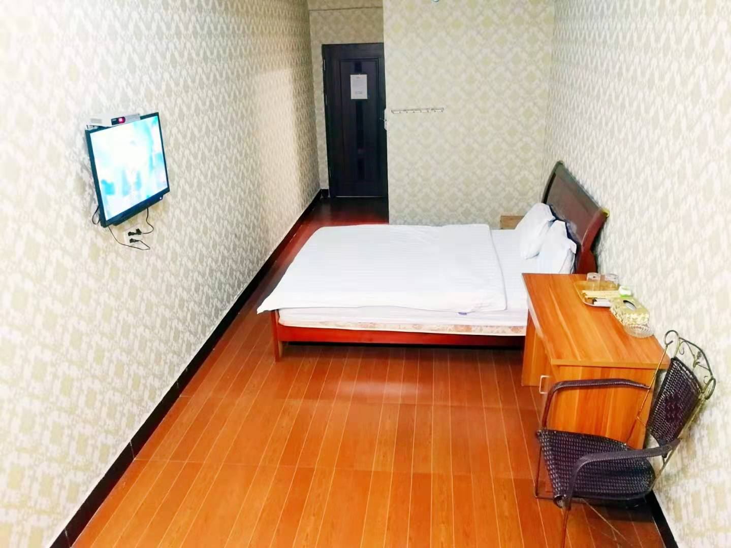 舒适大床房