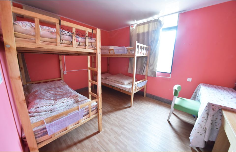 女生四人间(床位)