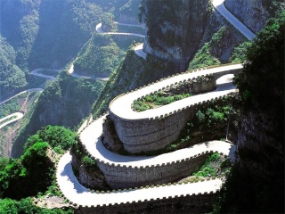 湖南鳳凰古城旅游路線_湖南鳳凰古城游跟團多少錢2021_湖南鳳凰古城旅游需要多少錢
