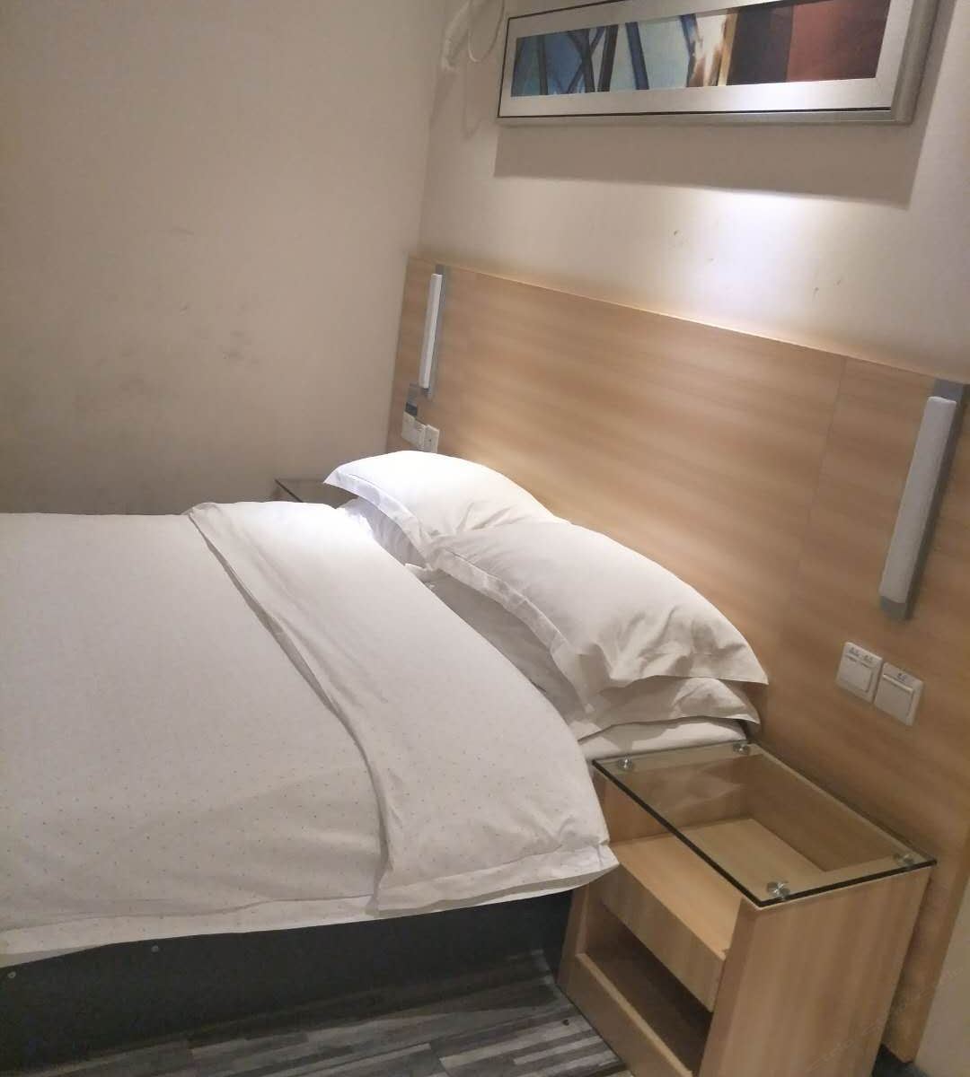 特惠大床房