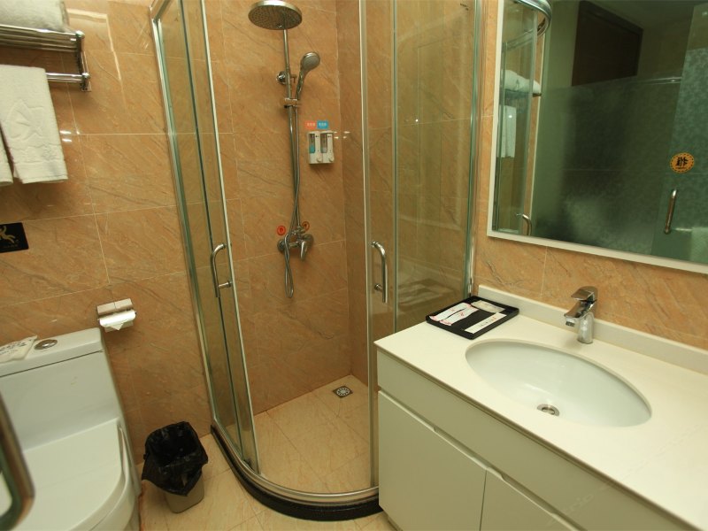 hotelPic