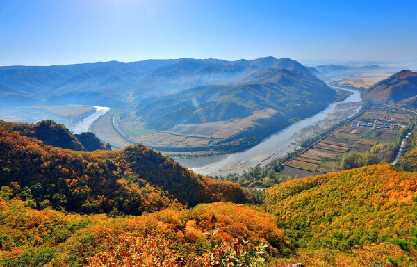 珲春市旅游和服务业促进局召开座谈会,研讨学