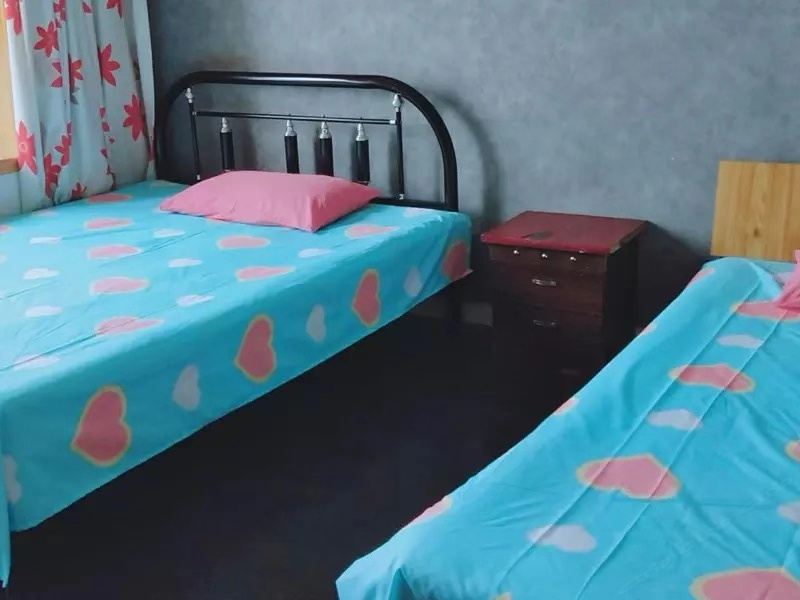 简约双人间(公共卫浴)