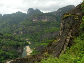 武夷山旅游好的团_武夷山双飞十日游多少钱_武夷山旅行报团