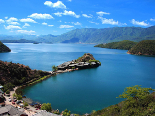 怎么去云南香格里拉旅游_深圳特價(jià)云南香格里拉游_去云南香格里拉靠譜的旅行團(tuán)
