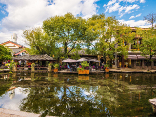 怎么去云南香格里拉旅游_深圳特價(jià)云南香格里拉游_去云南香格里拉靠譜的旅行團(tuán)