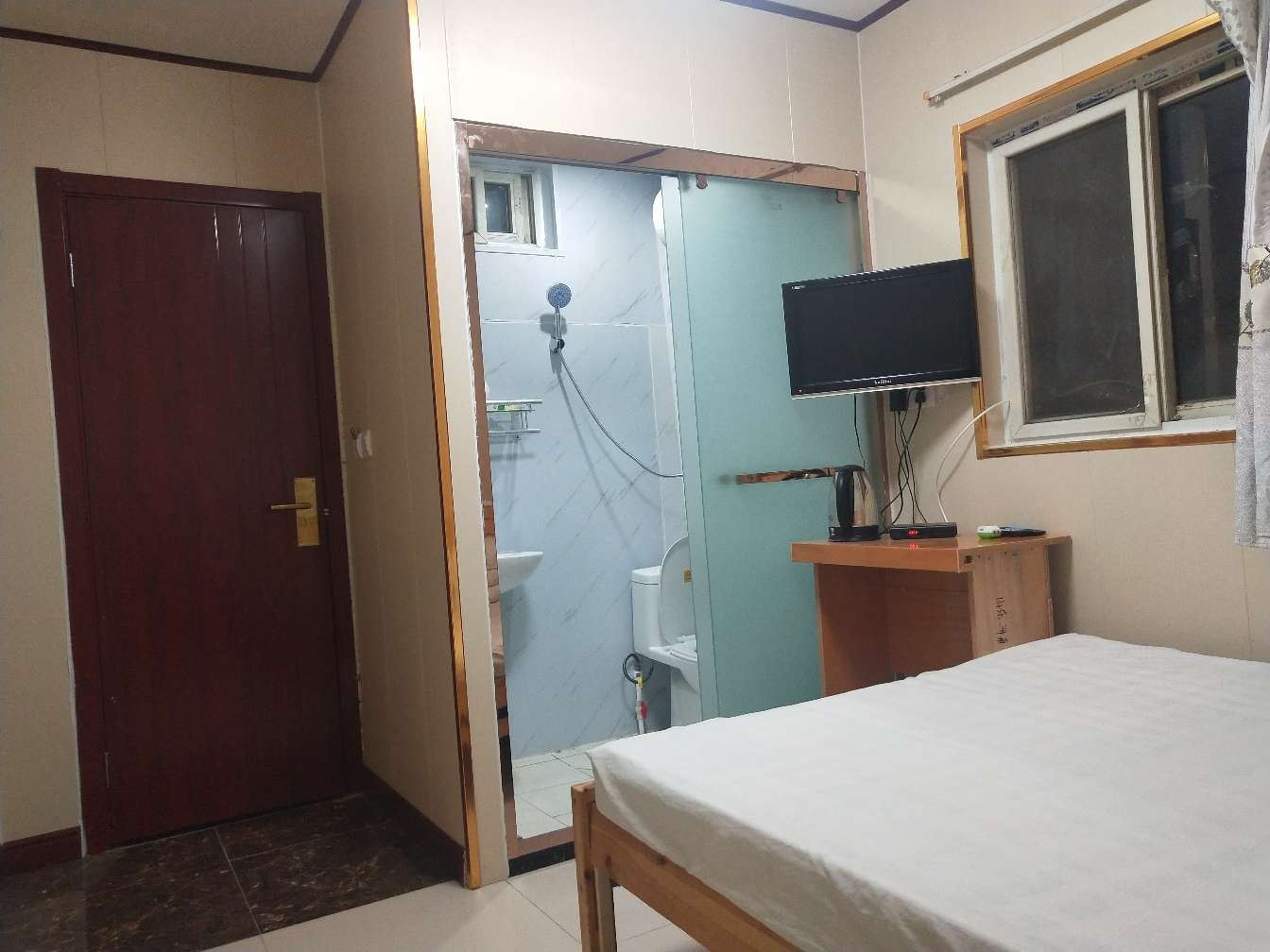 商务大床房