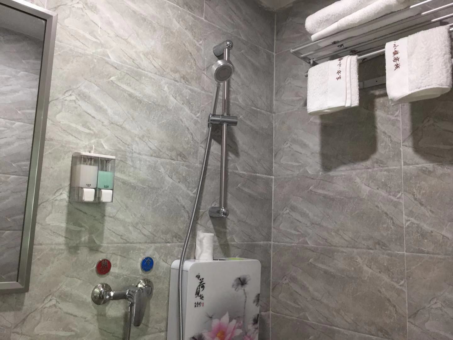 标准大床房