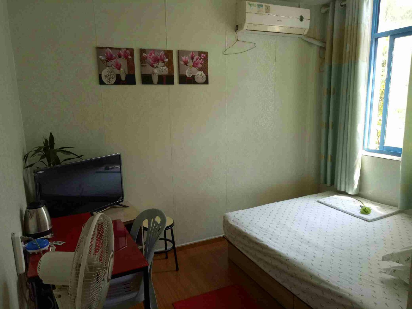 豪华大床房