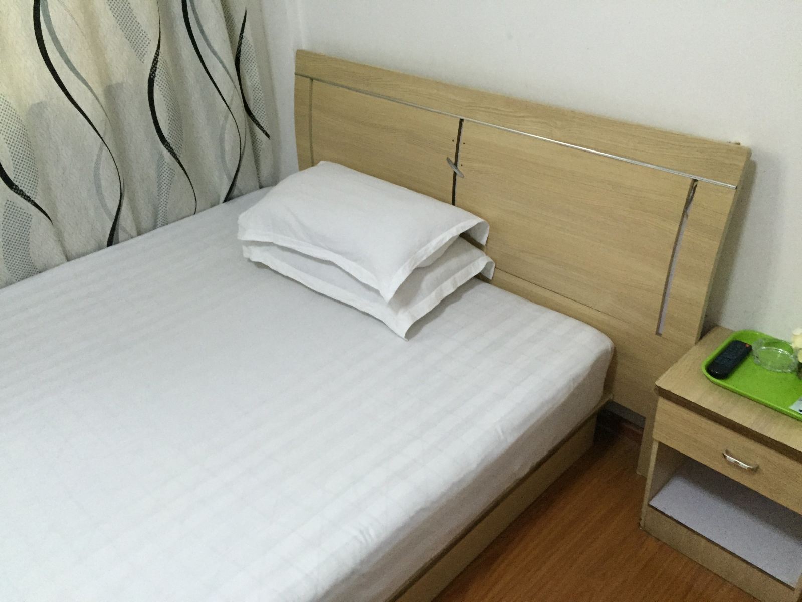 豪华大床房