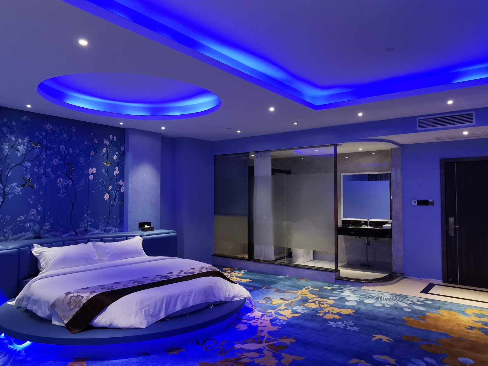 浪漫风情主题房