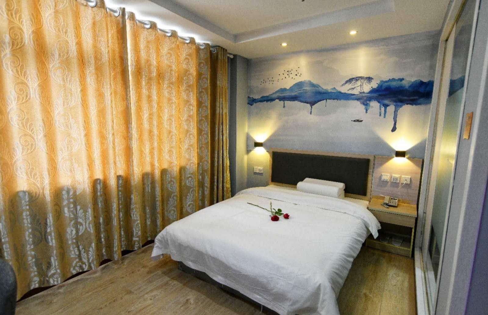 标准大床房