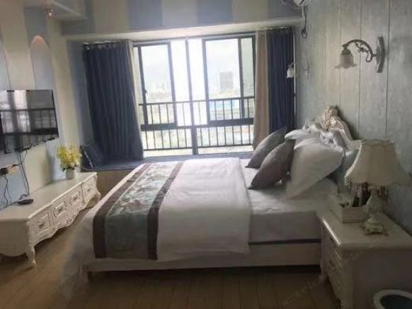 优享大床房