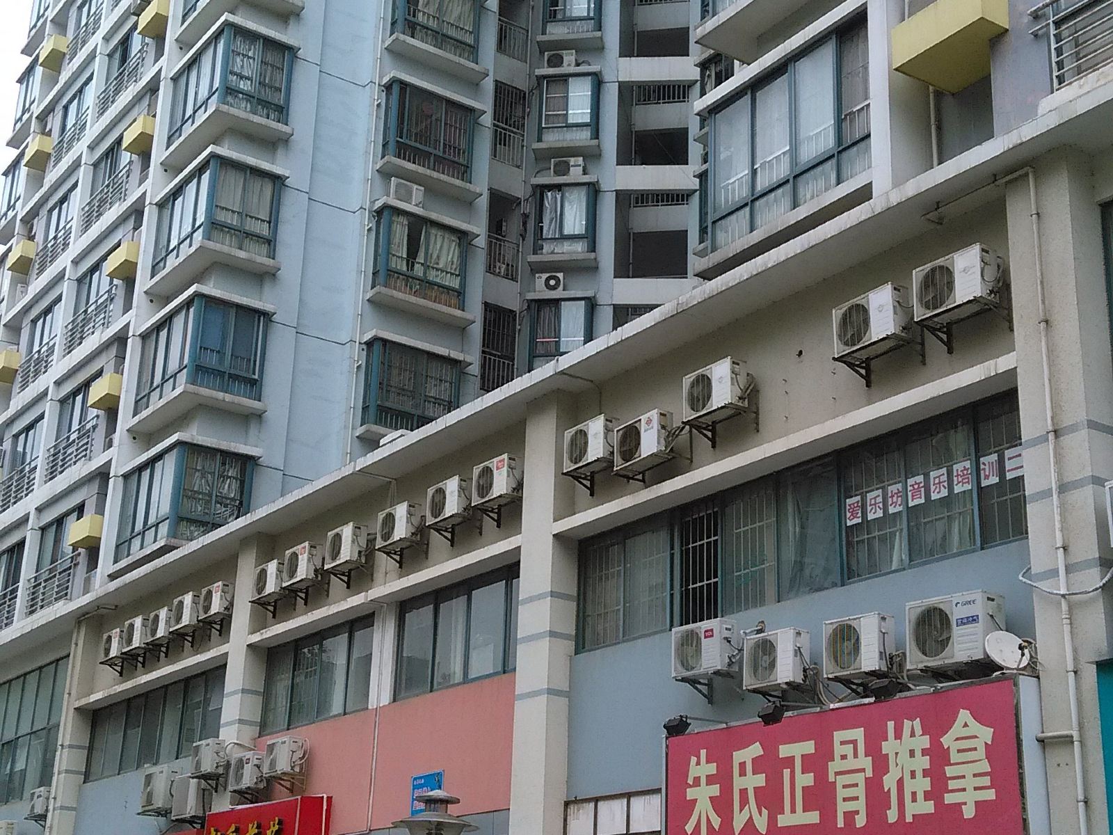 珍珍公寓酒店(南宁城市碧园店)