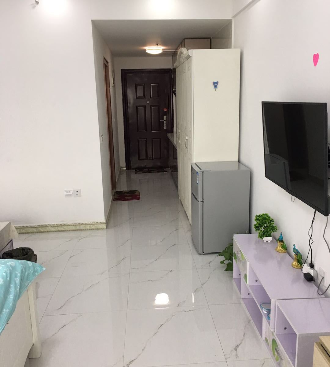 舒适精致大床房