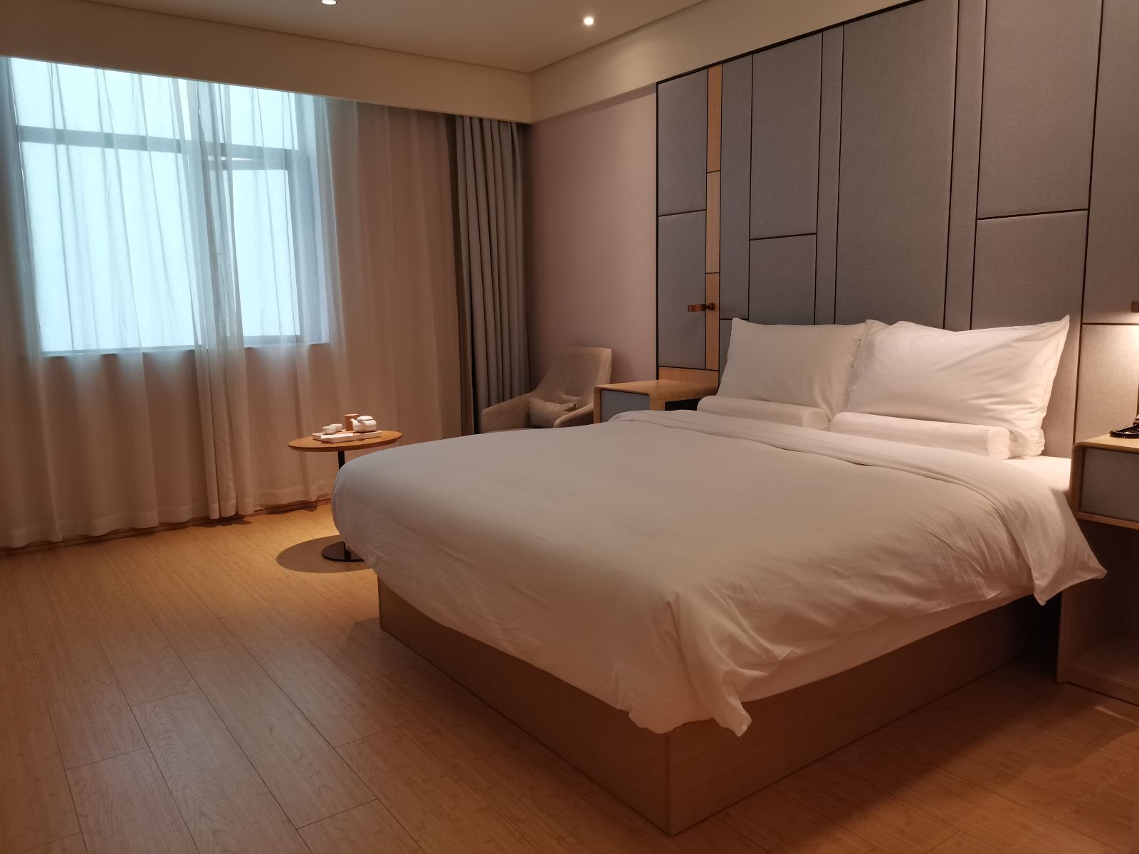零压高级大床房