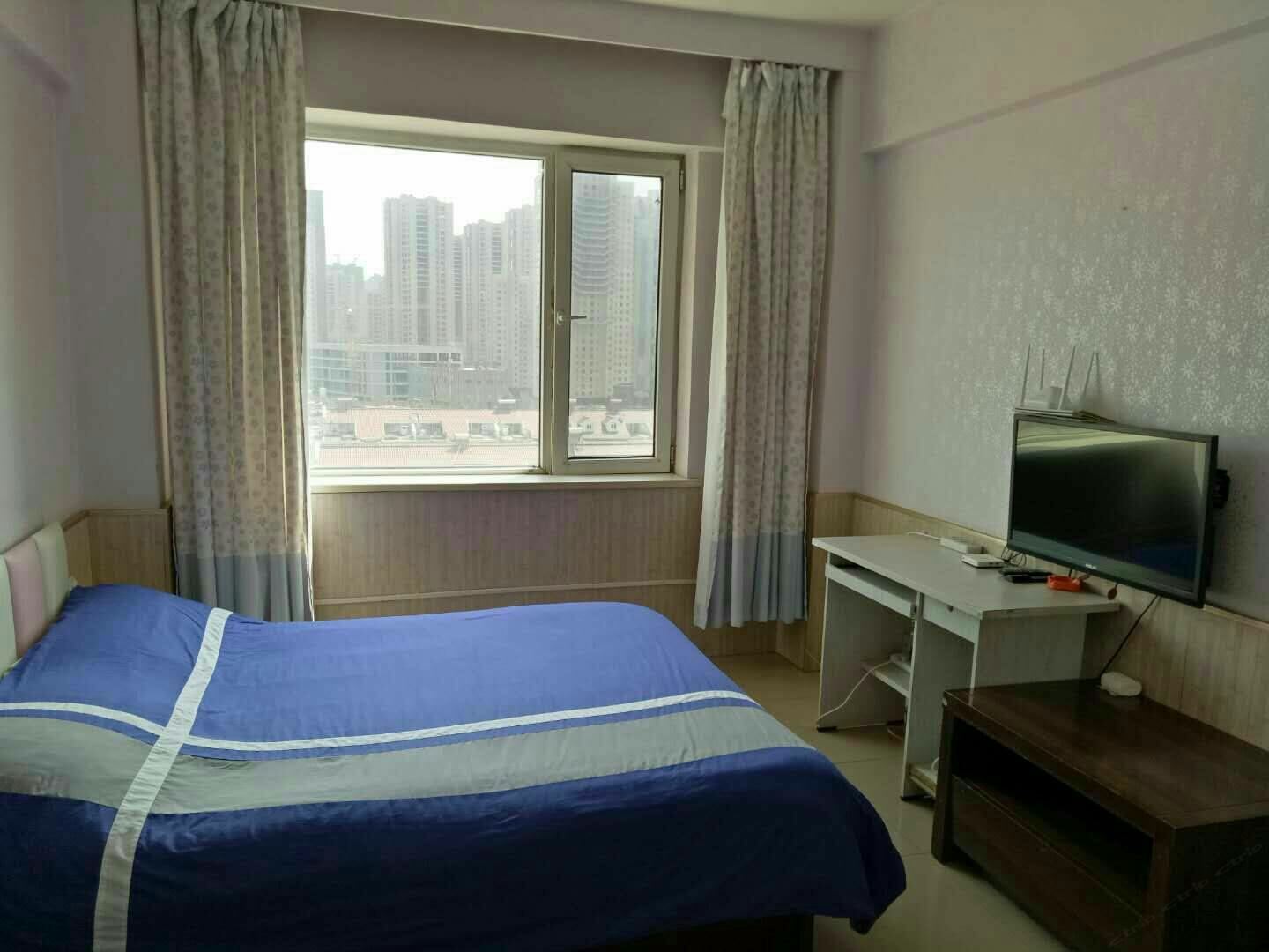 豪华大床间
