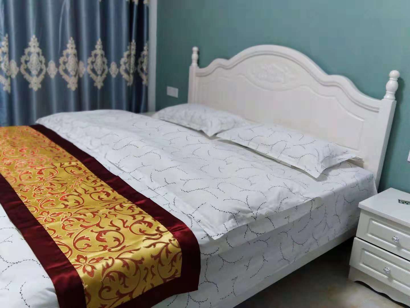 豪华大床房