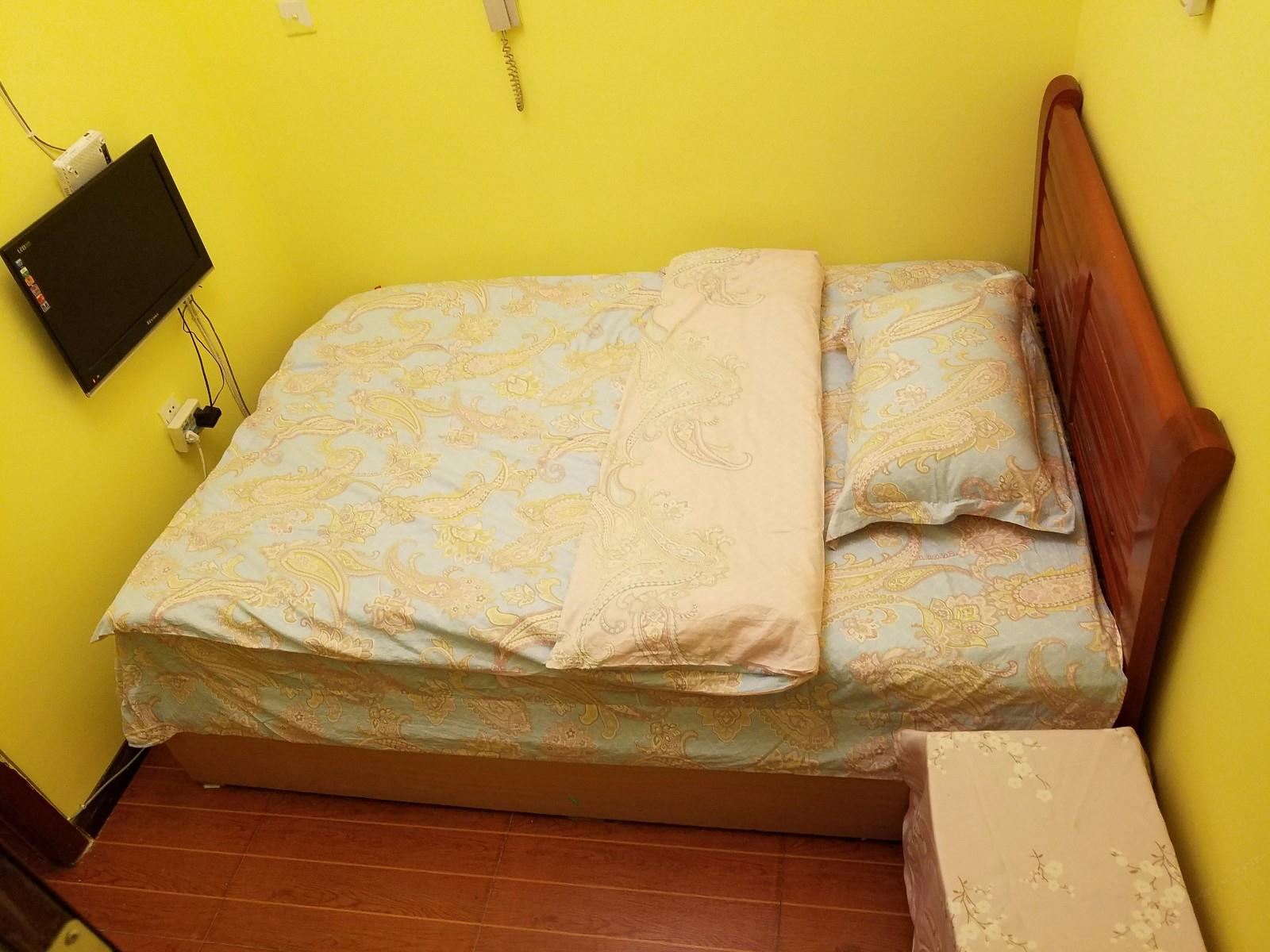 温馨大床房