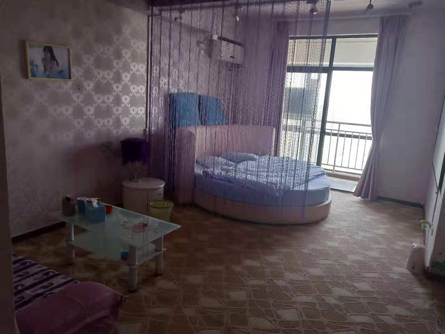 蓝色大海恋人房
