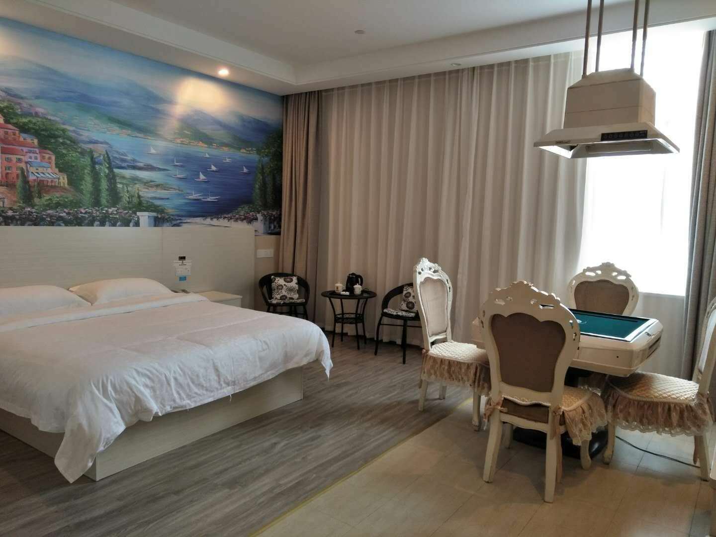 高级大床房