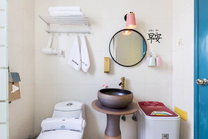 最心边套大床房