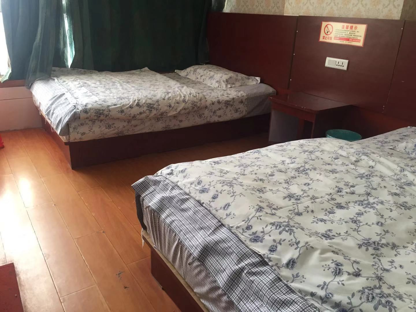 豪华标准间