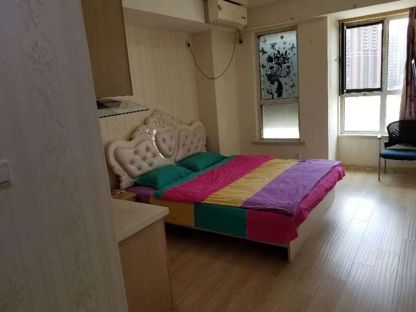 豪华大床房