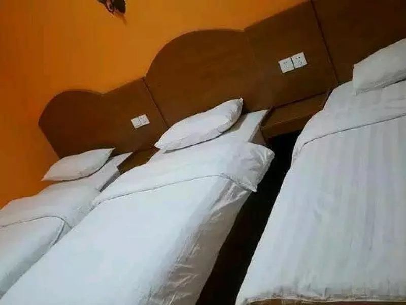 豪华三人间